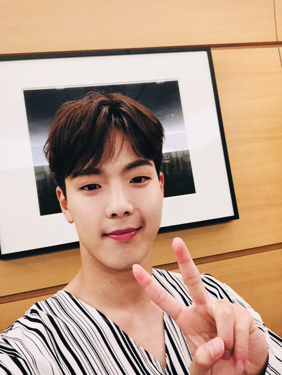 Official_MX_jp's tweet image. [#ショヌ] 一年間、活動を 支えてくれたモンベベ。いつも ありがとうございます。