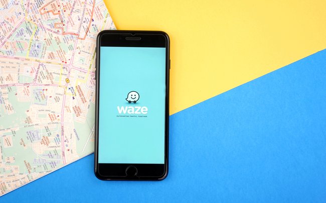 FWmediaEurope's tweet photo. Waze annonce la fin du conducteur de voiture et l’avènement de l’ère du passager https://t.co/baAJUnVv7O par @jeanlucr #Mobilité #Transport https://t.co/O2IR5yYPiE