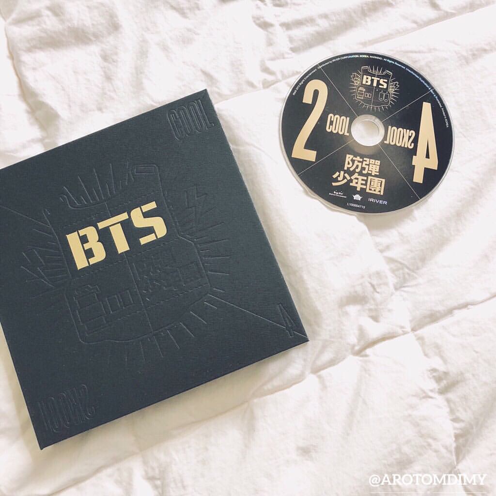 glossicrystal's tweet photo. BTS AlbumGa 🎁 
Prize:
🔸 2cool4skool

Rules:
📍Follow me
📍Retweet
📍 Tag mutuals if you can

📍 ww - 1 winner chosen by tweetdraw.
📍 Ends 12 June 2018 - Debut date

#IVoteBTSBBMAs
@BTS_twt
#btsgiveaway #btsga  #giveaway #kpopga #2coolskool https://t.co/2ObI3jh2NB