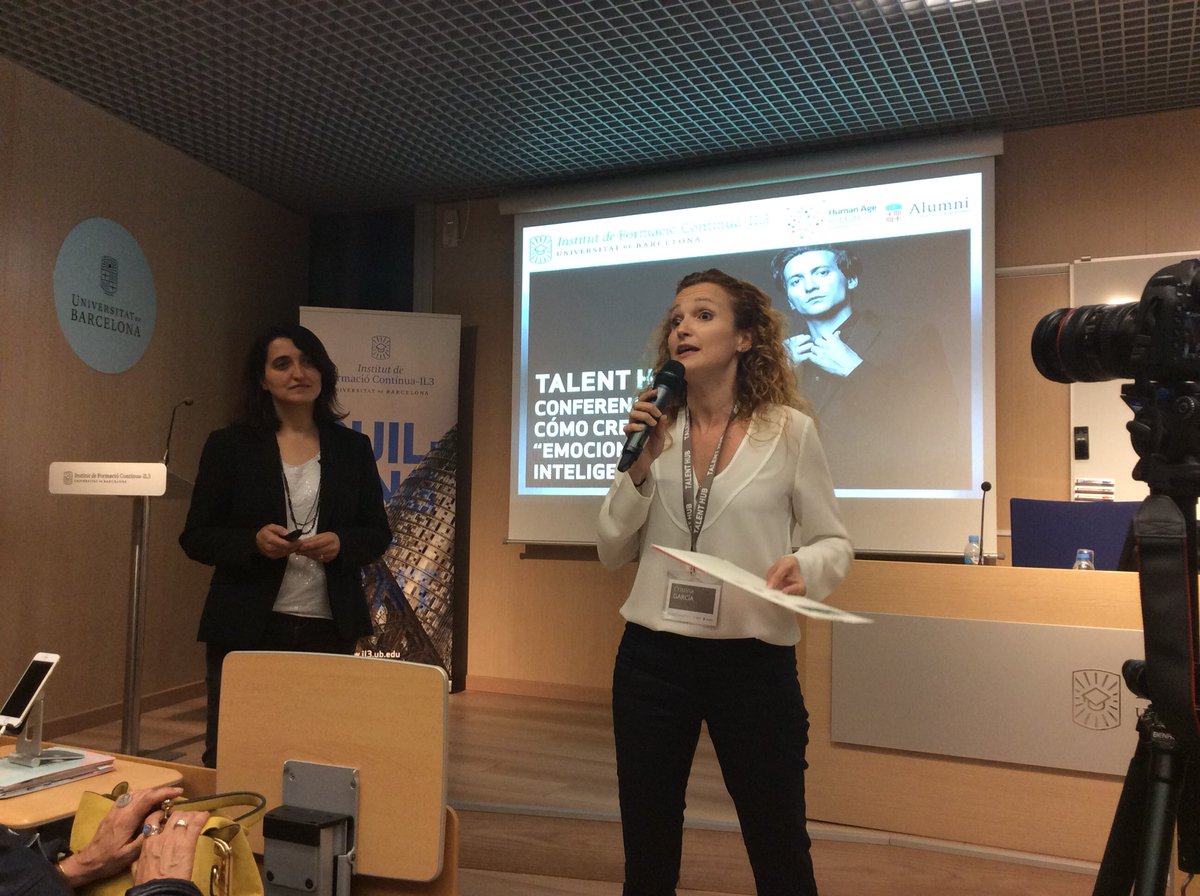 Mdviaplana's tweet photo. Empezamos con la introdución con @CrisMassague #talentHUB  de l Conferencia cómo crear Empresas Emocionalmente Inteligentes con emotivat_ie https://t.co/6S49FaKwch