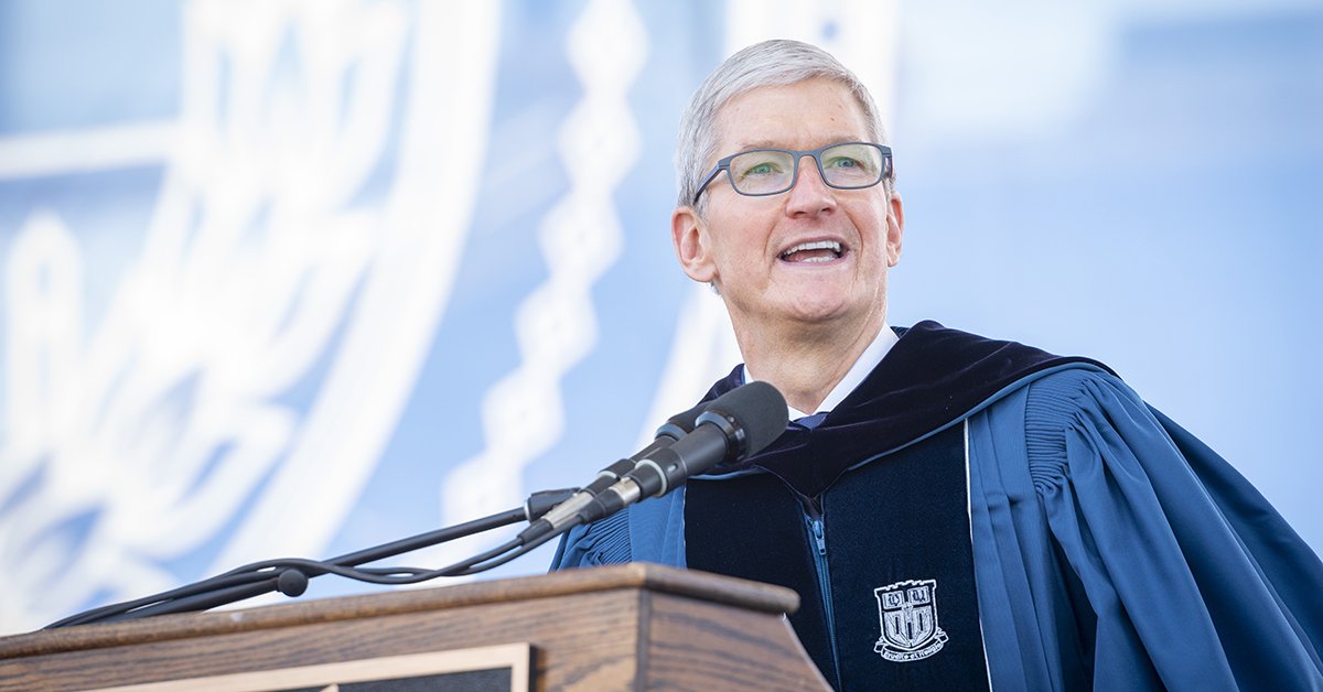 DukeFuqua's tweet photo. "No generation has ever had more power than yours, and no generation has a chance to change things faster than yours can. The pace at which progress is possible has accelerated dramatically."

Apple CEO @tim_cook, MBA '88, spoke at #Duke2018 commencement 
https://t.co/oqgtK9wf0l https://t.co/w5VHEipwMK