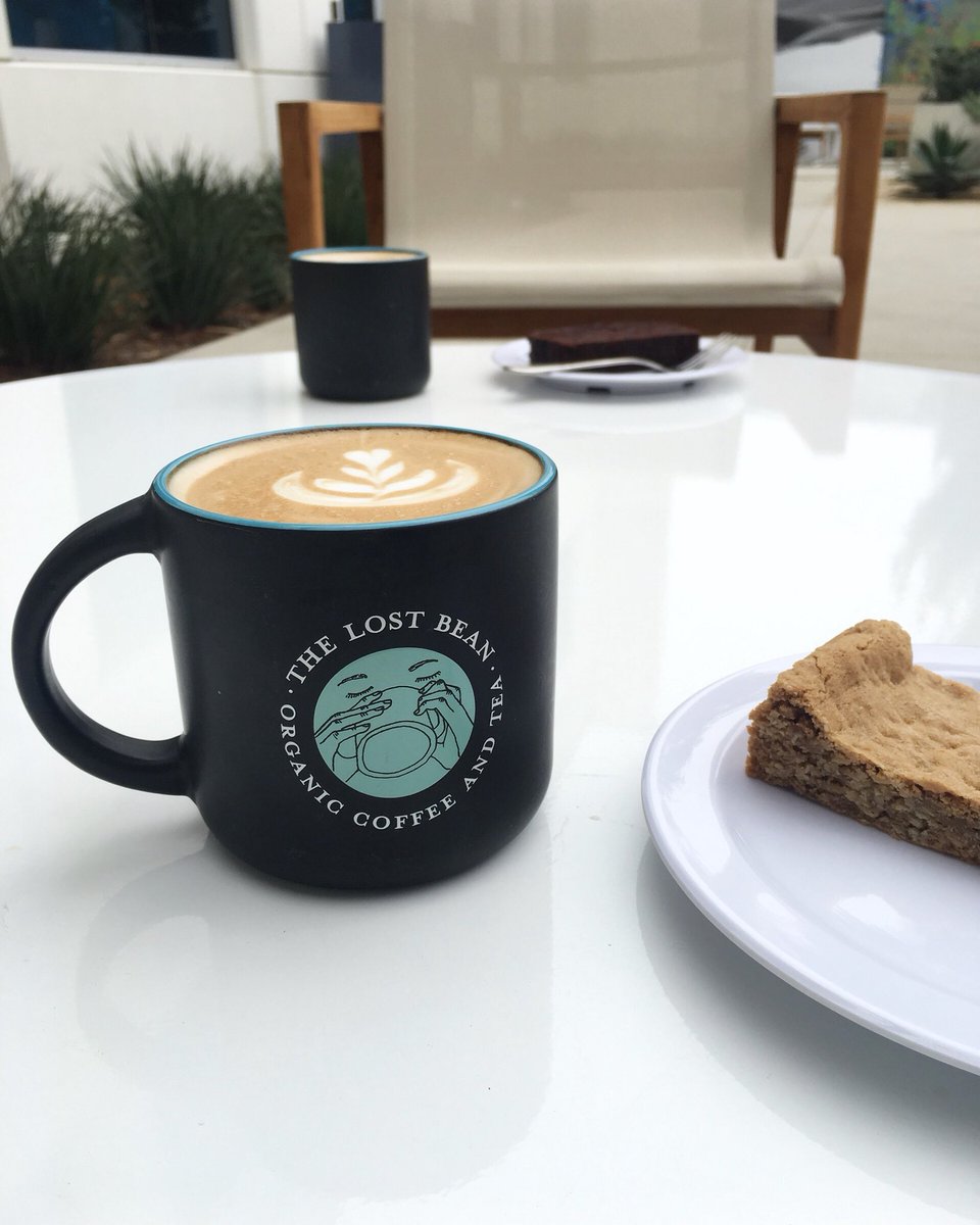 LostBeanCoffee's tweet photo. Gooooood morning! Who’s feeling like they kicked this weeks bootay today?! #thursdaythoughts #thelostbean #thelostbeancoffee #organiccoffee #organic #coffee #coffeefoodie #coffeeshopvibes #coffeeandsunshine #thursdaymotivation #costamesafoodie #ocfoodies #oc #occoffee https://t.co/1Bh0TwFb2N
