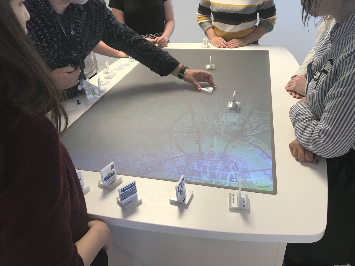wide_lu's tweet photo. Super interesting visit of the LIST showroom @Luxembourg_RTO #diversityday18 #data #biology #materials #STEM https://t.co/8ACStTbWHx