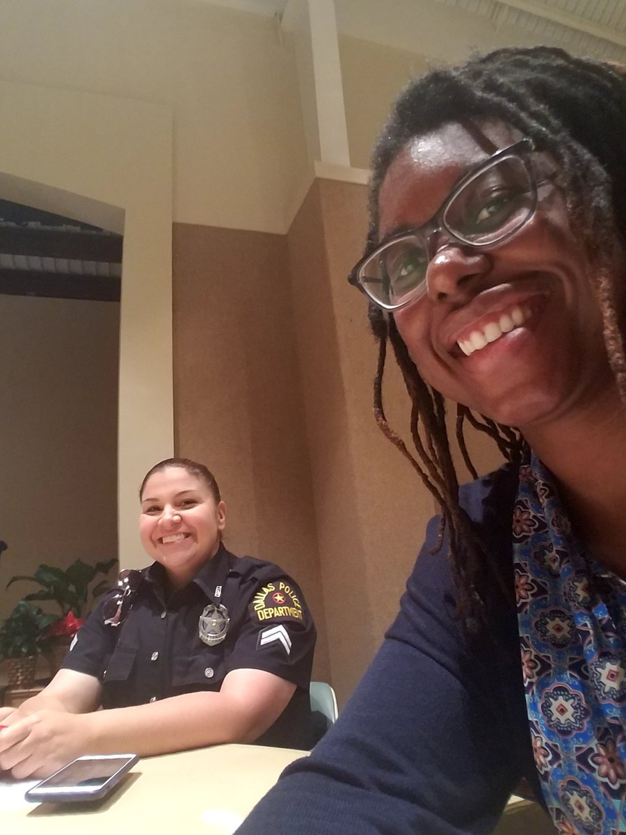 Quick #selfie w/ @DPDCA Senior Corporal Robles. She's been in the #CommunityAffairs unit for 5 years & w/ @DallasPD for 10 years.

#ServiceFirst