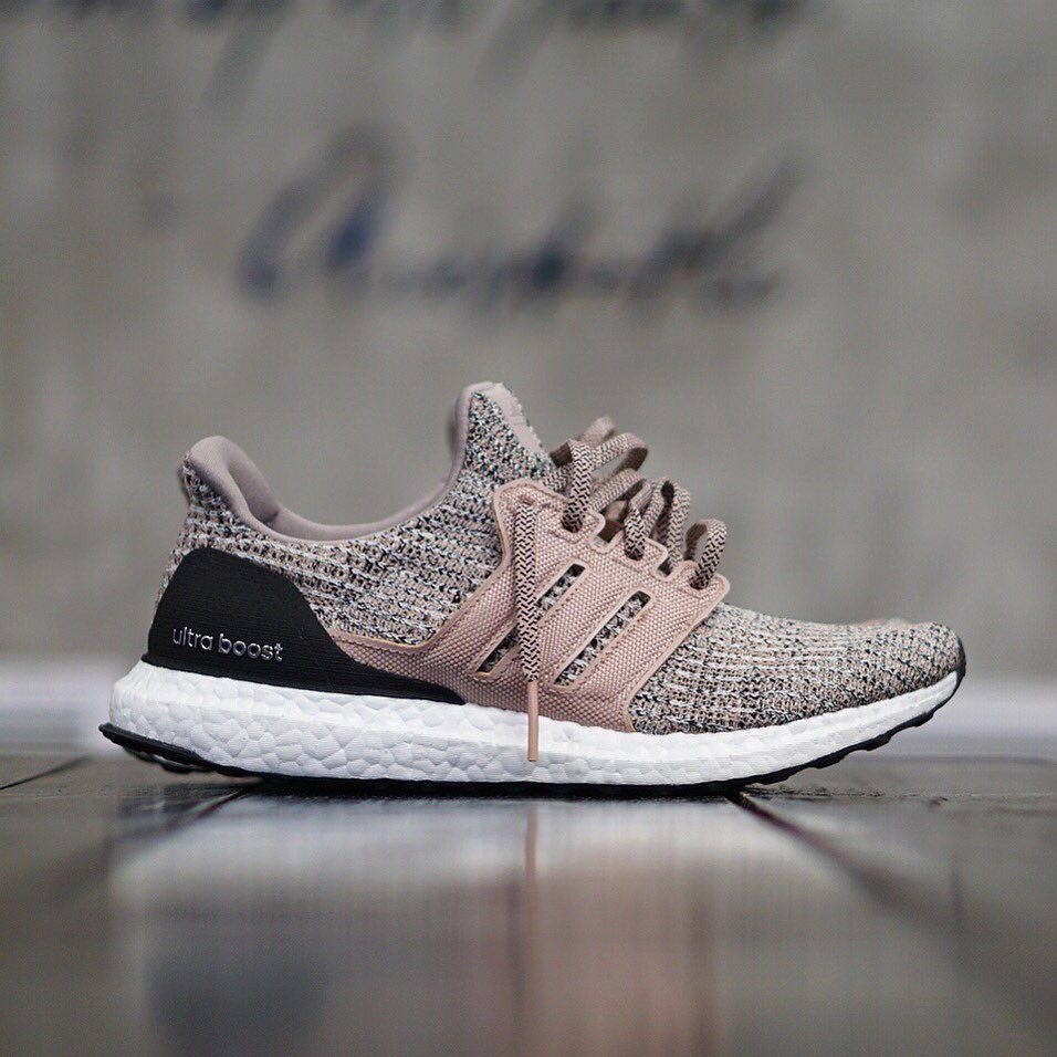 ultra boost 4.0 ash pearl