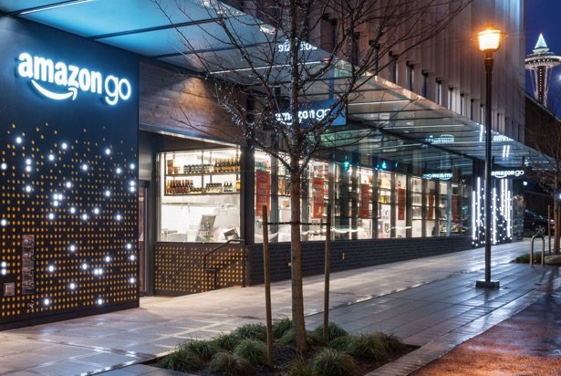 HiTechchic's tweet photo. New Post on #AmazonGo #SeattleStore & #newstores #TBA in #SanFrancisco & #Chicago: https://t.co/XK3FCRS7g0. @nrpena #Amazon @Amazon #NoLines #NoCheckOut https://t.co/bG1EyhXDRj