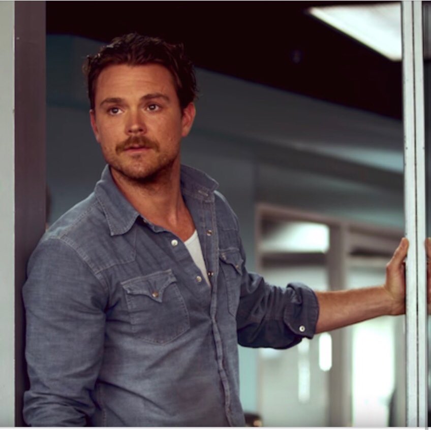 AnchorTrec's tweet image. In this #LethalWeapon fiasco, @ClayneCrawford is looking better and better. Many slanderous lies have been told about him, and many are coming forward via social media to refute these lies.  #Clayne has continued to remain a class act, a true professional. #TeamClayne