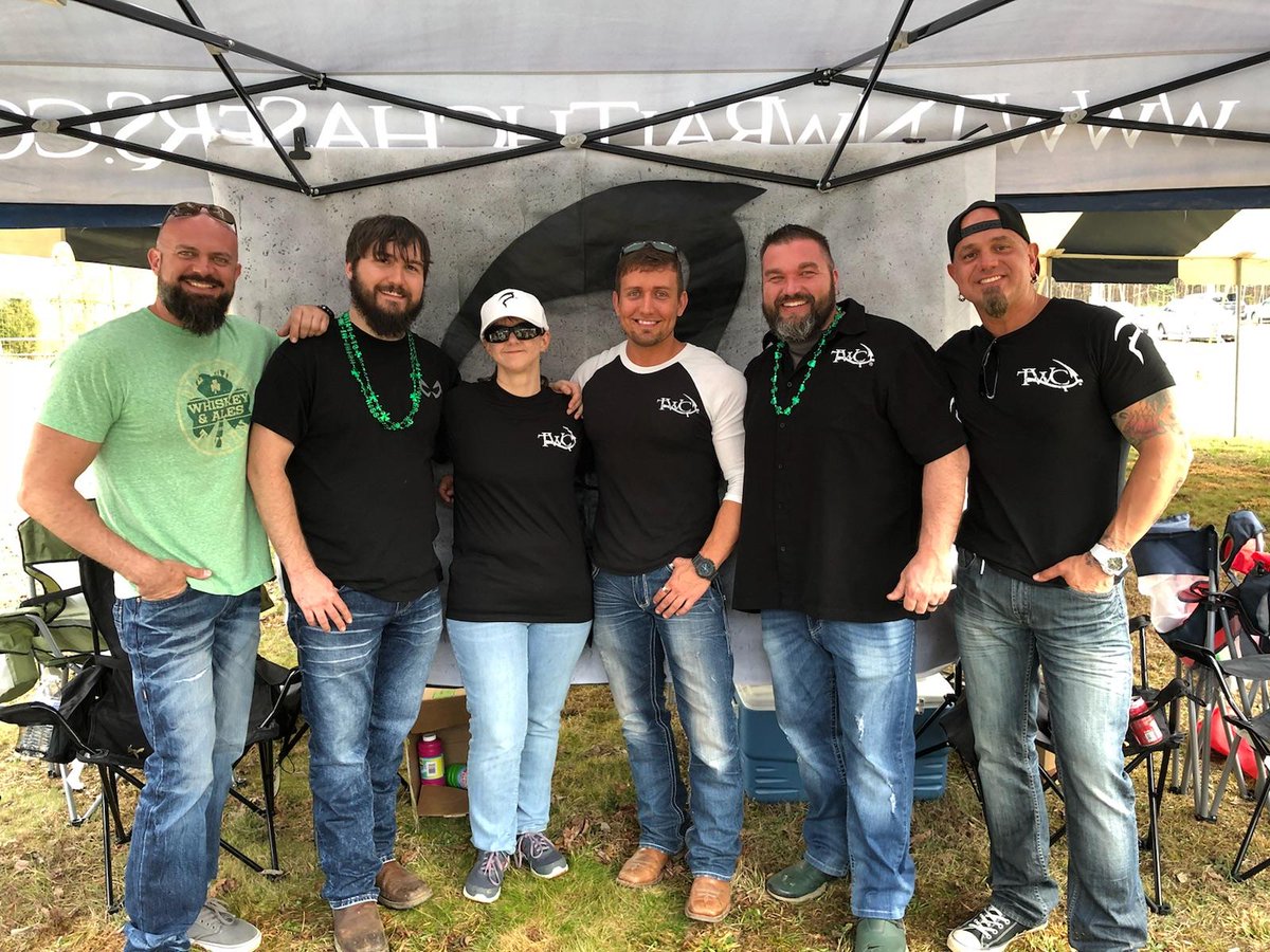 twcgirl36's tweet photo. #ThrowbackThursday #wraithfest @TNWRAITHCHASERS @Mike_TWC @PorterTWC @ChrisTWC @BrannonTWC @alexaro88714557 https://t.co/ipC2vP8SWh