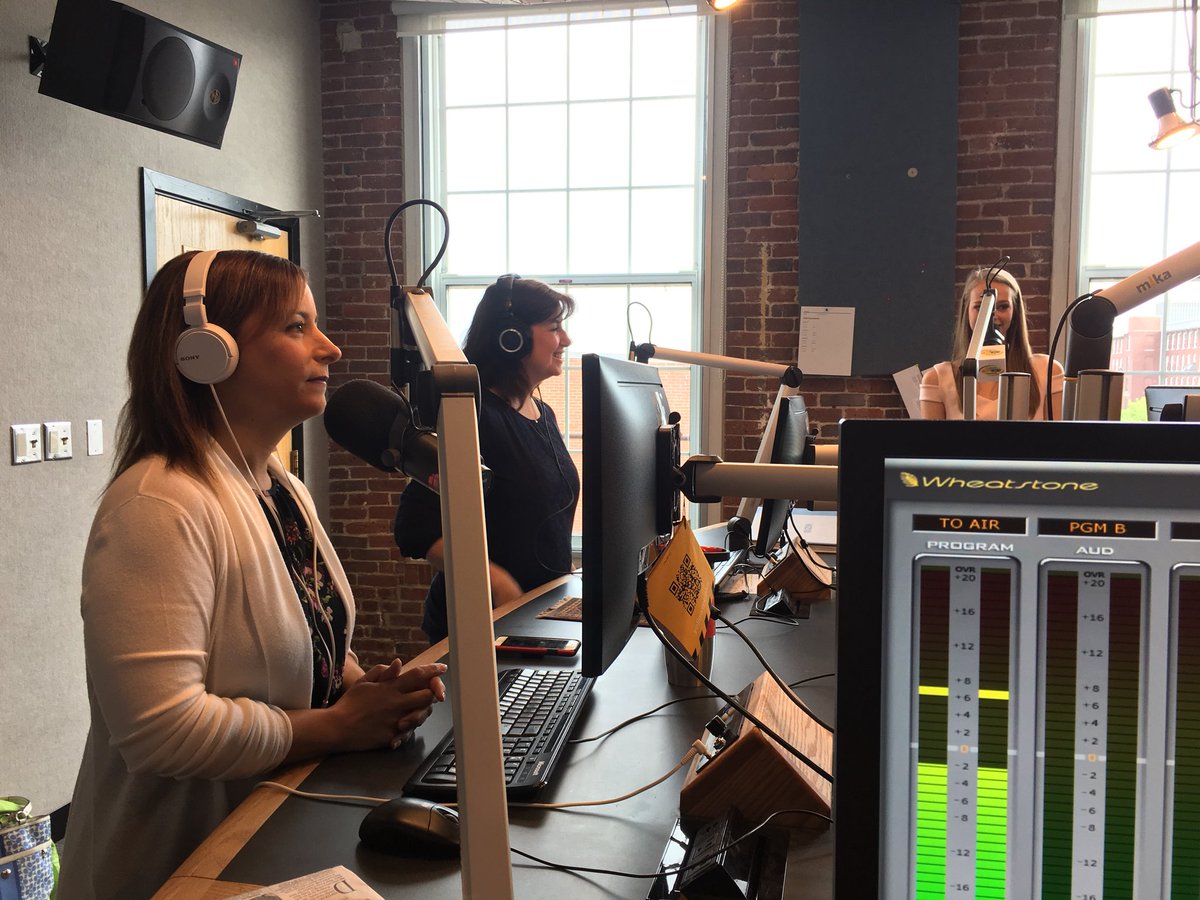 MissNHOrg's tweet image. I had so much fun this morning before school with Neal and Marga from WZID! We talked about life as Miss New Hampshire and all about my plans for the future with aviation! Thank you for having me, I hope to see you soon! #SkysTheLimit #MissNH2018