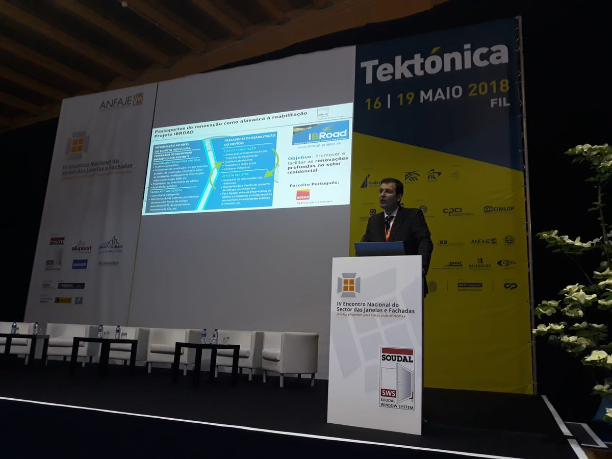 RP_Fragoso's tweet photo. Presenting @iBROAD_project at the 4th Windows and Facades national seminar promoted by #ANFAJE. https://t.co/LsnY4vQLVJ (A+) windows are relevant for building renovation passports! https://t.co/76Rfc0HwqE
