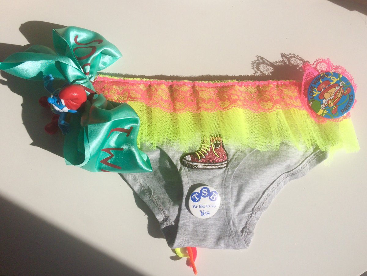 The Truzz Social tweet media