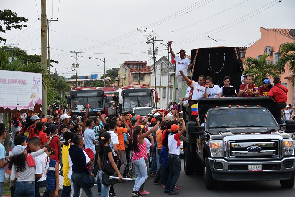 #EnFotos| Sector transporte de #Yaracuy realizó caravana del #Triunfo en apoyo al candidato del Frente Amplio de la Patria <a href="/NicolasMaduro/">Nicolás Maduro</a>