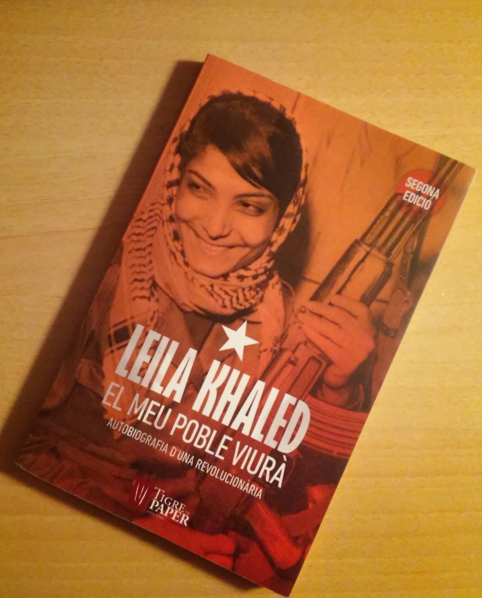 Davidsegarra's tweet photo. @QuimMartin8 @unioperiodistes @vgaliana_ @DiariJornada @La_Directa @valenciaplaza @radioklara @AmparoPanadero @AmparoRosel Llibres sobre Palestina:

Existir es resistir. @comareseditor
Història actualitzada de la colonització i la resistència.

Leila Khaled. @TigrePaper
Biografia d'una lluitadora.

Viure, morir i nàixer a Gaza. @SembraLlibres
La bellesa i la saviesa dels palestins.

I Nakba clar. https://t.co/CZPzesJsFS
