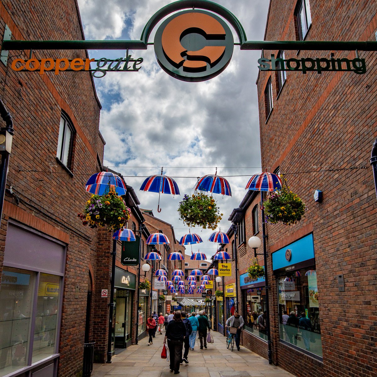PyperYork's tweet image. Love these pics by @MadCowFudge of our Royal #Brollywalk in @coppergateyork - and we're all set up for screening the #RoyalWedding in the square on Saturday! #onlyinyork