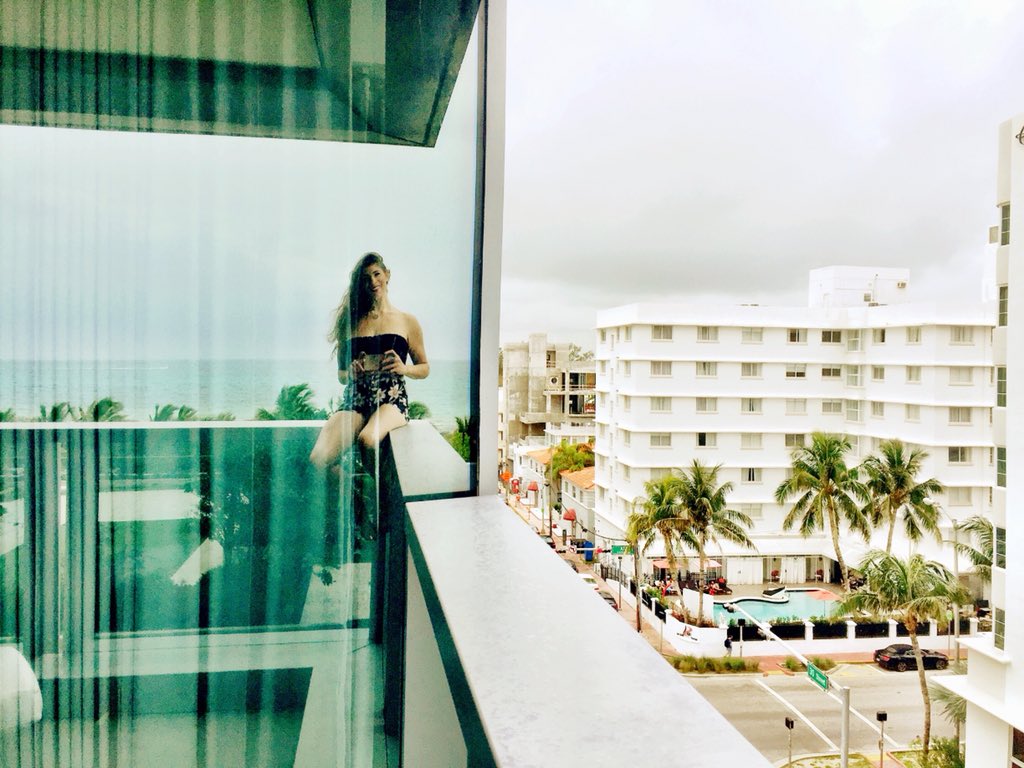 toni "shamans dont read news" lane 🧠💃🏻🌺 tweet media