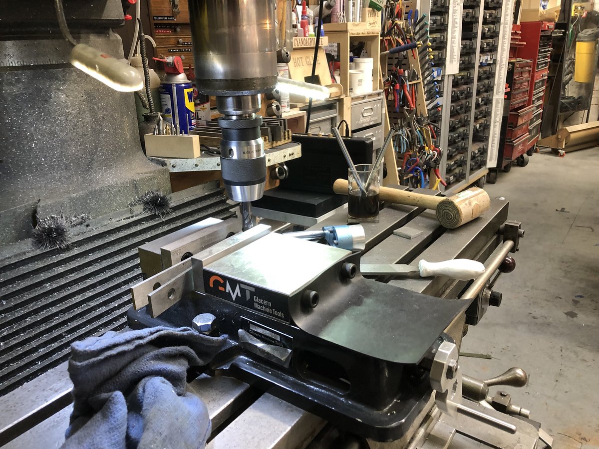 donttrythis's tweet image. Random shop photo. Filming a #OneDayBuild today with @laura_kampf for @testedcom!