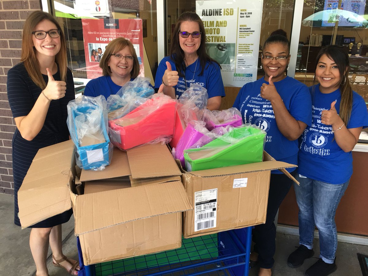 MargauxTeaches's tweet photo. Congratulations to @WilsonAISD , the winners of our intermediate ELA #PREPoverPRACTICE competition! They won brand new bookbins! Keep doing great work for our students and promoting lifelong literacy #aldinelit #aldineELA https://t.co/AydwFuWR1S