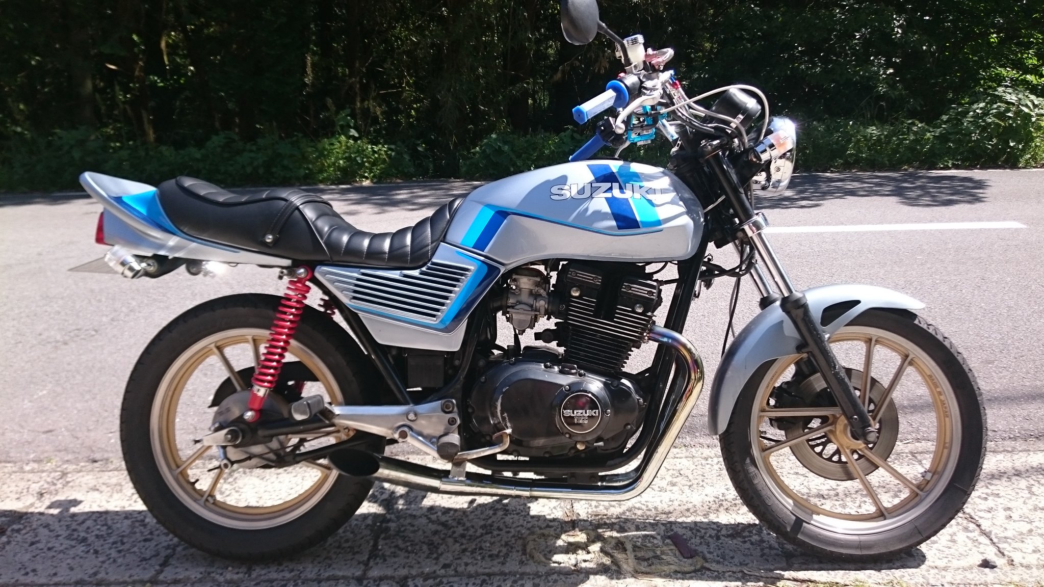 黒い流線型タンク　gsx400e ゴキ 安価 黒い流線型タンク gsx400e ゴキ - メルカリ パーツ - パーツ