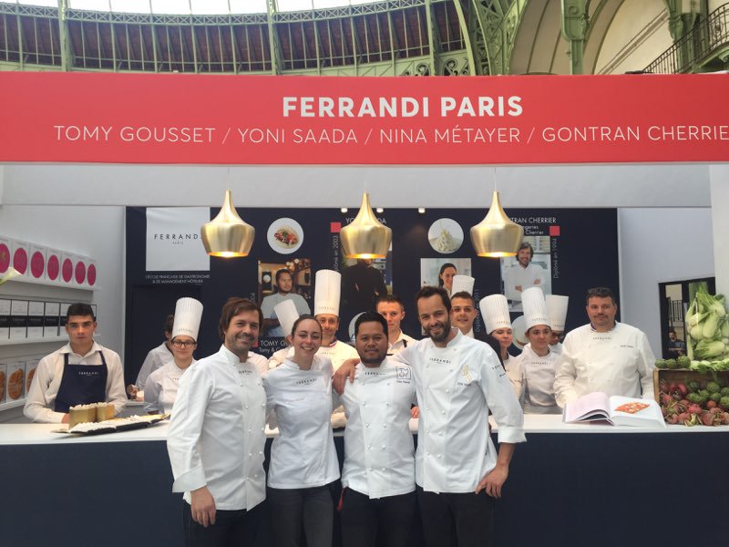 FERRANDIParis's tweet photo. Le festival @Taste_ofParis commence maintenant ! 🎉#tasteofparis #FERRANDIparis #gastronomie https://t.co/BrONuTFGGJ