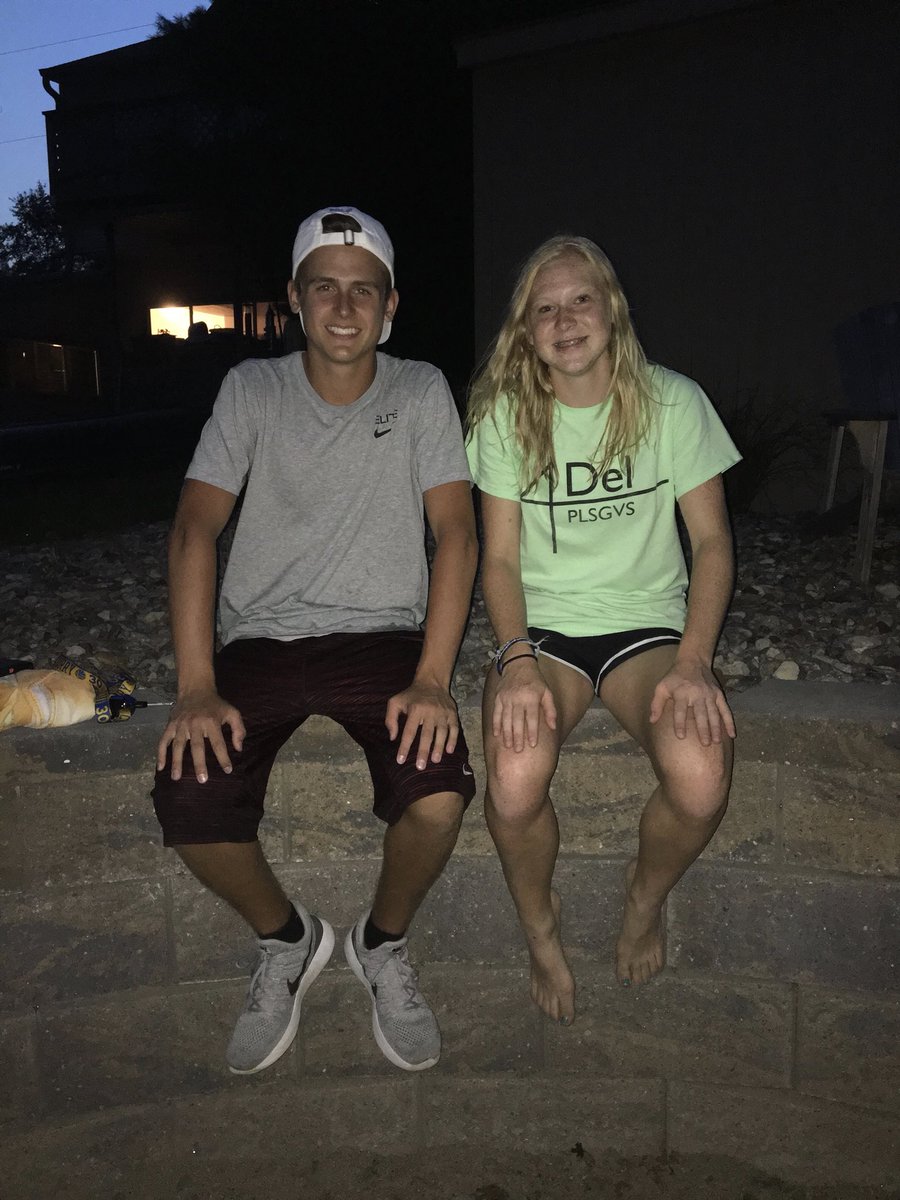 fraley_maddie's tweet photo. happy happy birthday Jbinz!!! @Jbinz_30 😆🎉❣️ thanks for all the good laughs &amp; talks, I hope you have the best day ever!  
p.s. ur not black 
#Scoogs #DQCrew https://t.co/smN28naXj6