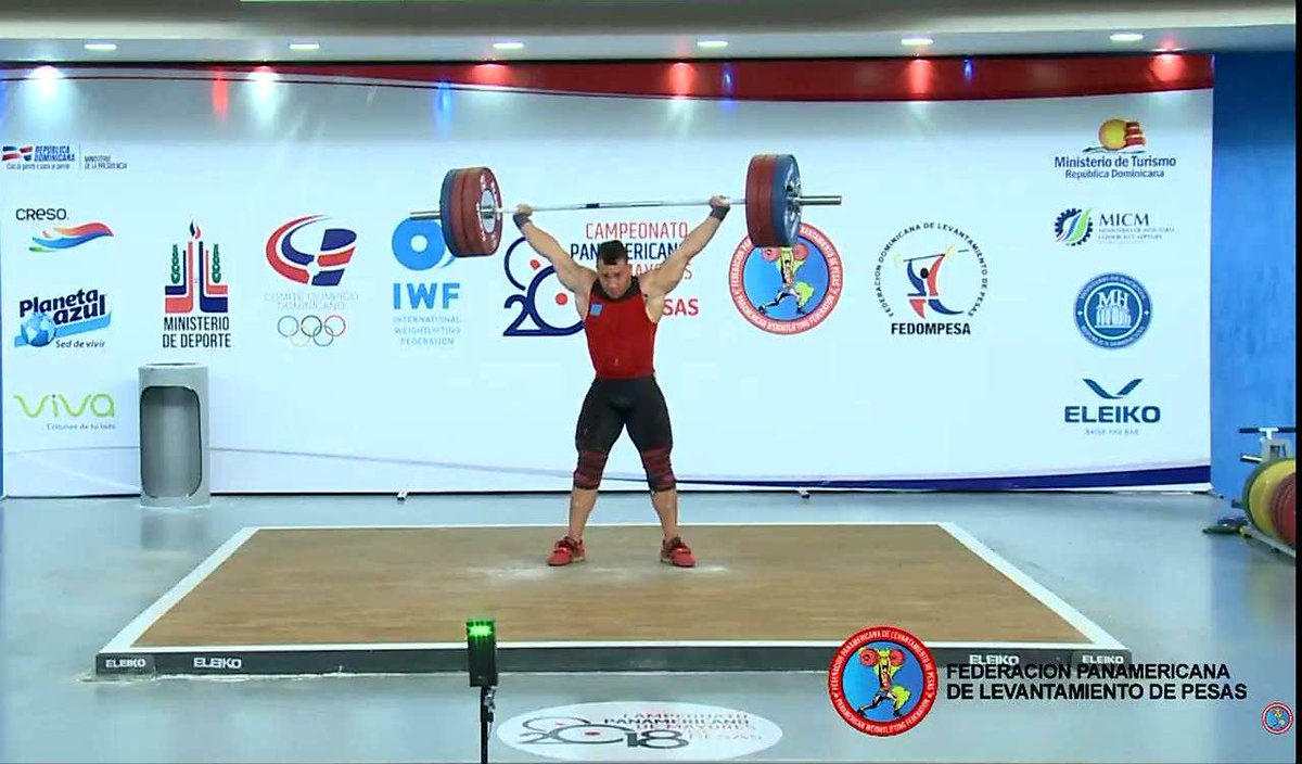 INDChileOficial's tweet photo. ¡Tricampeón Panamericano! Espectacular actuación de Arley Méndez 🇨🇱🏋️‍♂️ en el Panamericano de Levantamiento de Pesas de República Dominicana quedándose con las medallas de Oro en Arranque, Envión y Total Olímpico 🥇🥇🥇 en la categoría 85 kilos #ChileCompite https://t.co/ldxpqceMYg