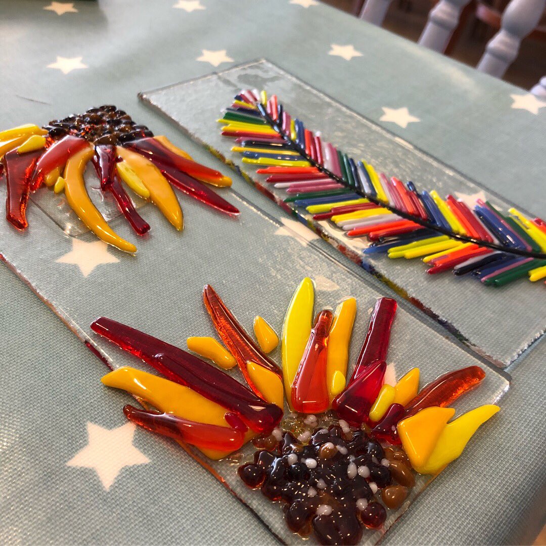 Larrylarrups's tweet photo. Yesterday’s beautiful sun catcher glass straight from the kiln. The full fused coasters are firing right now... pictures to follow #emmaspotteryparlour #glassfusing #craftworkshops #slightlyaddictedtoglass https://t.co/Nb4oTuvBgu