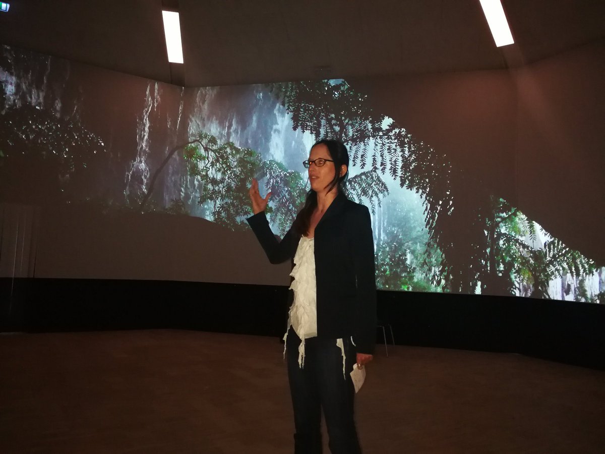 DaliaAConde's tweet photo. Inspiring talk by Valerie Batselare @vbglobal at the opening of https://t.co/siR9FJVxKW https://t.co/5C7kR4BI33
