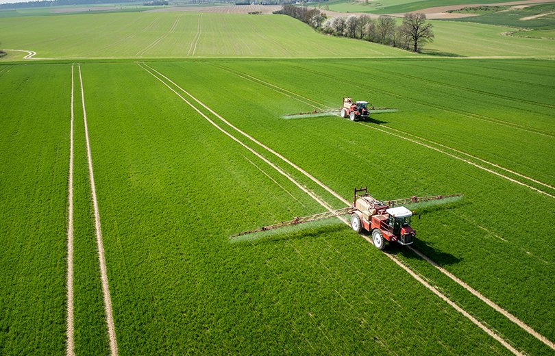 Gli stati membri approvano proposta della Commissione che vieta l’utilizzo all’aperto di tre pesticidi Neonicotinoidi responsabili della moria di insetti.
Grandi progressi per la salvaguardia della #biodiversità. 
#mielebio #mieleitaliano
adiapicoltura.it/news/ue-vieta-…