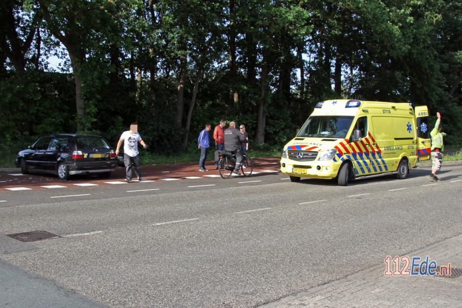 🚨 Scooterrijdster gewond bij aanrijding met personenauto op de Frankeneng in #Ede 112.press/QTBgdS 112Ede https://t.co/g8g9cAvxNY