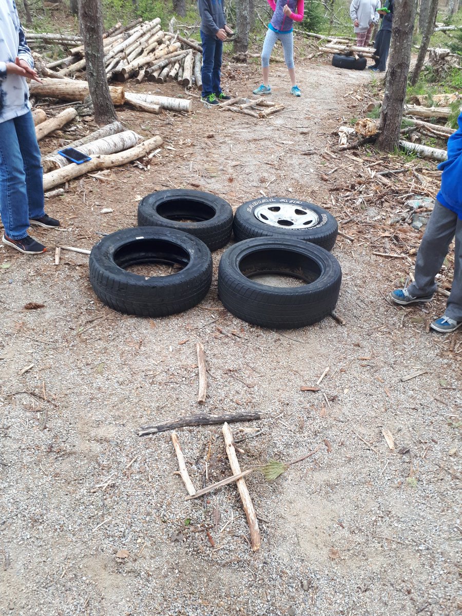 Johnratherton's tweet photo. @ssrsbwnes gr 5 class outside for @takemeoutside day.  Fractions in the woods and gardens!  @SouthShoreRCE @natmcmaster @GreenSchools_NS @cmayokim https://t.co/NyHHC13oJ0