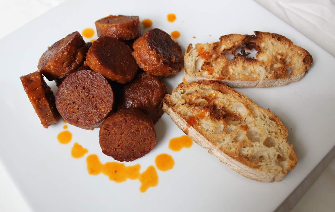 ReposteriaR's tweet photo. Next Saturday 19, Cumplutum Spanish food will be in the Welsh Vegan Vestival at Tramshed in Cardiff's event. https://t.co/ja9YdvqeLt
#veganfood #vegancardiff #cardiff #cardiffvegans #spanishfood #welshvegans #welshveganfestival #welshveganfestival2018 #complutumspanishfood https://t.co/CGvA7UPJez