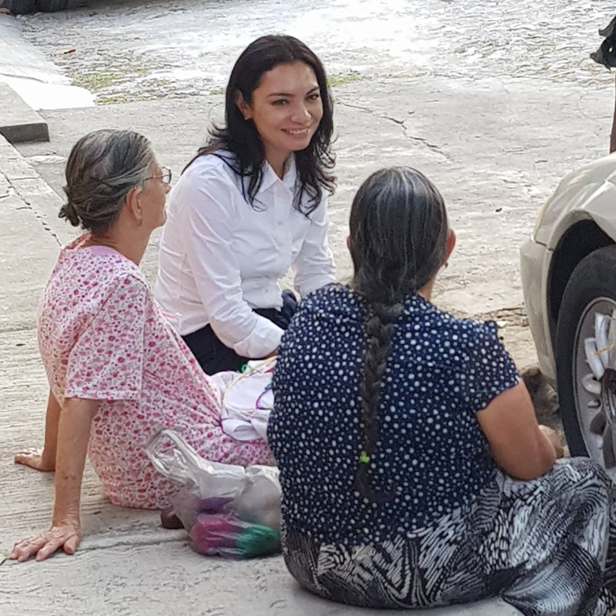 Mely_Romero's tweet photo. Gracias por darme la oportunidad de escucharte, de conocer tus necesidades y de vivirlas. Tenemos mucho por hacer y te he demostrado que tengo la experiencia para lograr mejores oportunidades. 

#HagamosEquipo https://t.co/ynnweSISvD