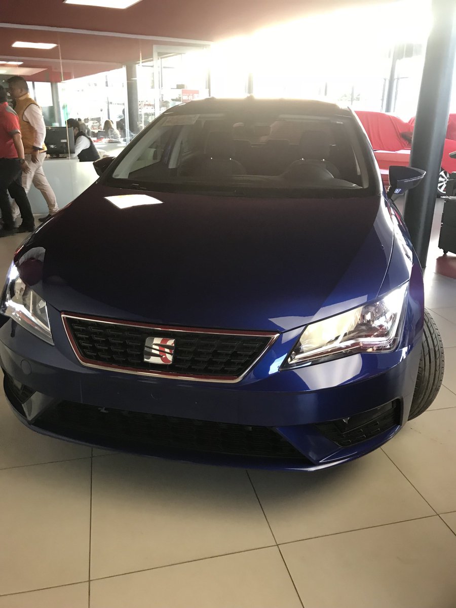 sleo_sleo's tweet photo. @SEAT_Mexico Soltero y con un León 😍! https://t.co/DUg1TihmDd