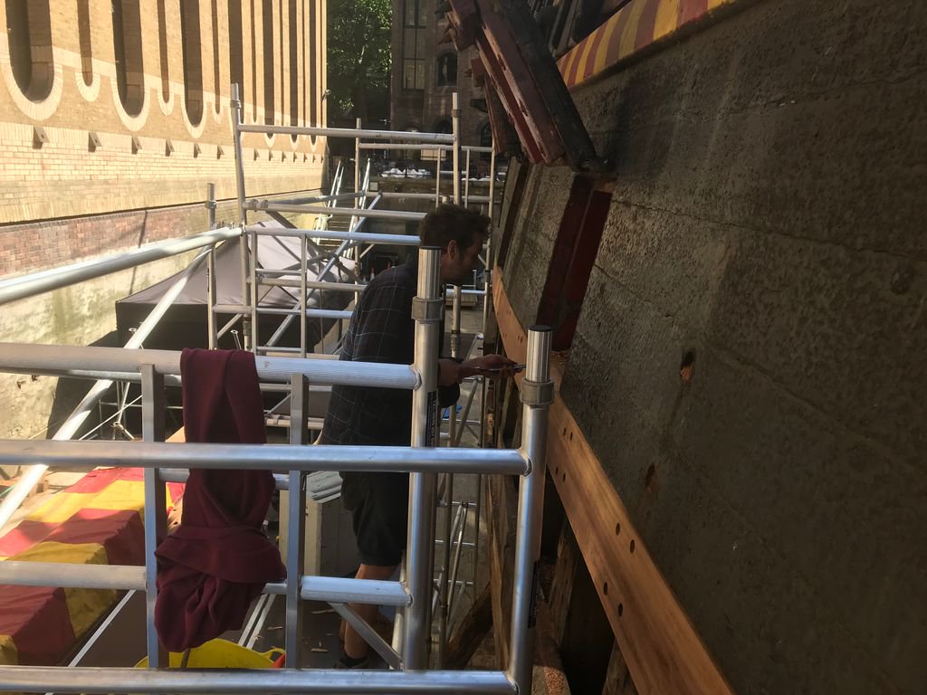 GoldenHinde_'s tweet photo. To restore a ship you have to be very brave! Sometimes you have to stare down the barrel of a gun just to get the job done! 

#restoring #shipwright #work #ship #museum #brave #minions #dontfire https://t.co/jEpBP0J5tz
