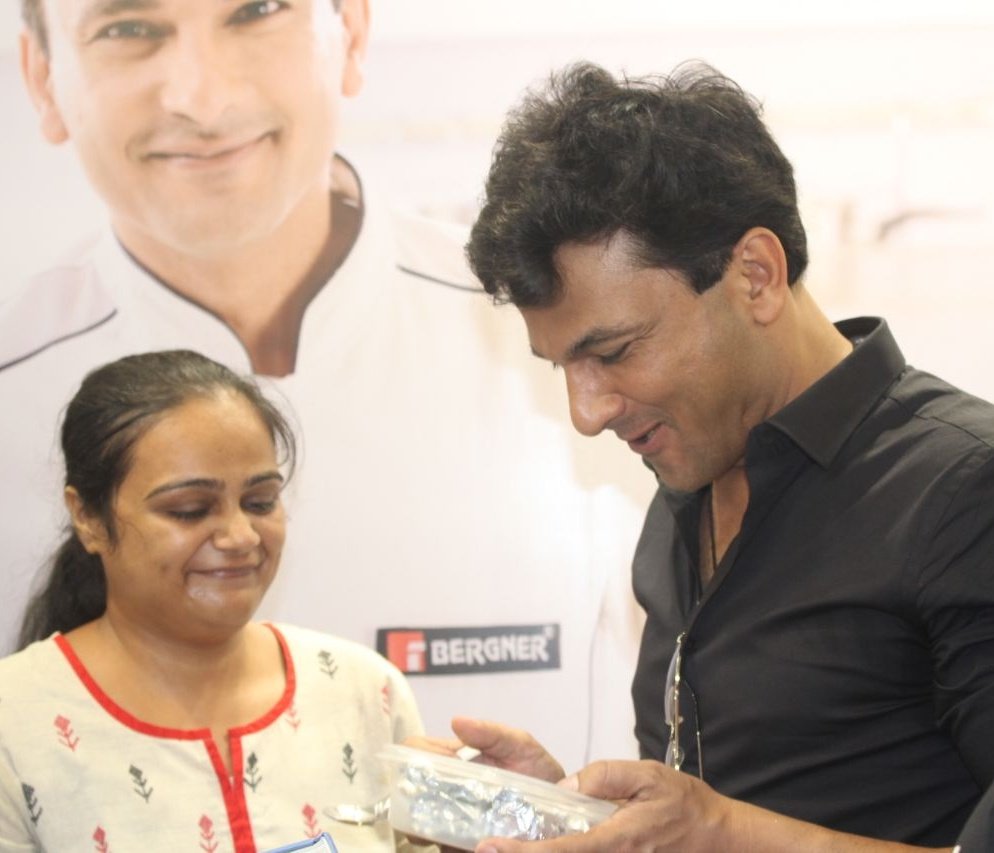 <a href="/TheVikasKhanna/">Vikas Khanna</a> Thank you my friend for everything. Your friendship means a world to me. #nostalgic #happymoments #ourfriendship #meetandgreet <a href="/Bergner_India/">Bergner India</a> <a href="/HyperCITYIndia/">HyperCITY</a> <a href="/Team_Vikas/">Vikas Khanna FanPage</a>