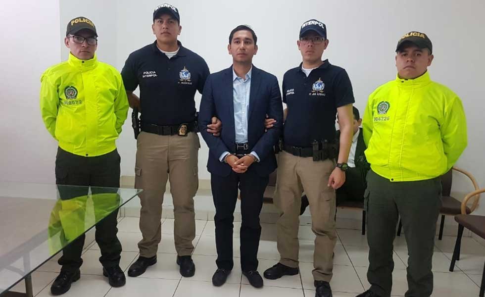 CABLENOTICIAS's tweet image. Extraditan a EEUU a Luis Gustavo Moreno y al abogado Leonardo Luis Pinilla bit.ly/2rS2Zyr