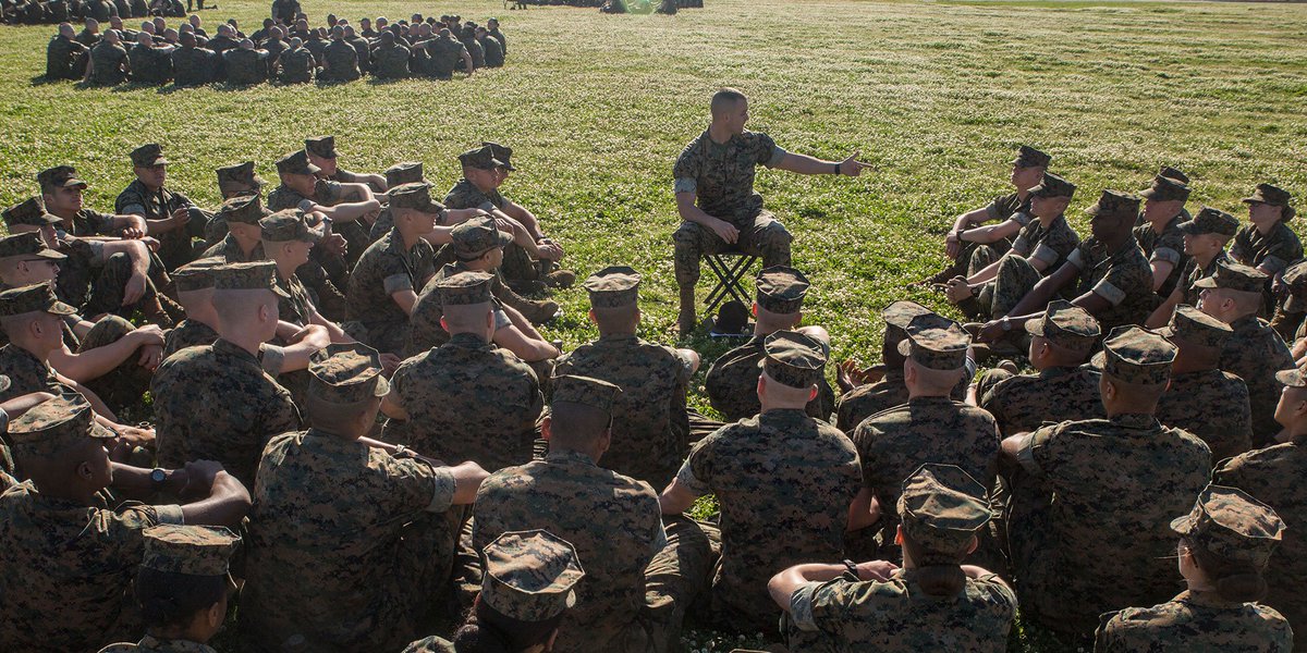 USMarineCorps's tweet photo. Honor, courage and commitment are a promise we make to our Nation. Those who earn our title demonstrate those values and pass them on by mentoring new Marines. https://t.co/9gzpRWUf8j