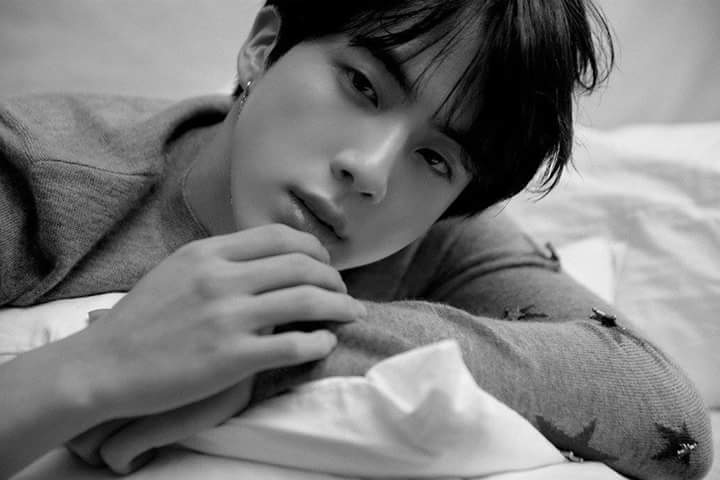 stefiexxx's tweet photo. #iVoteBTSBBMAs
I love this picture 😍😍😍 https://t.co/BoGZkPbUhy
