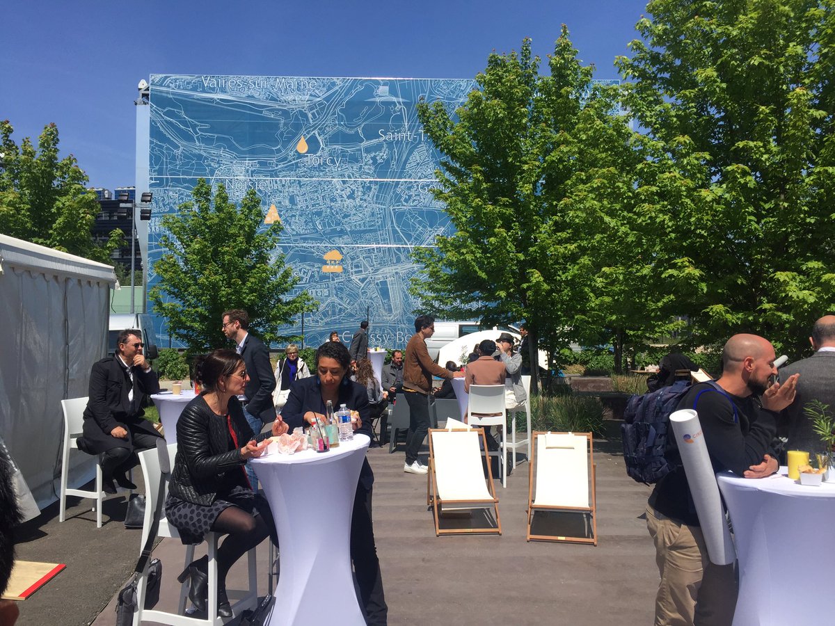 EmilyLefebvreUX's tweet photo. [#DesignThinking] Merci à @dschoolparis pour l'organisation du #devent2018 avec @wejiconseil  @emy_digital https://t.co/micSOHYctX