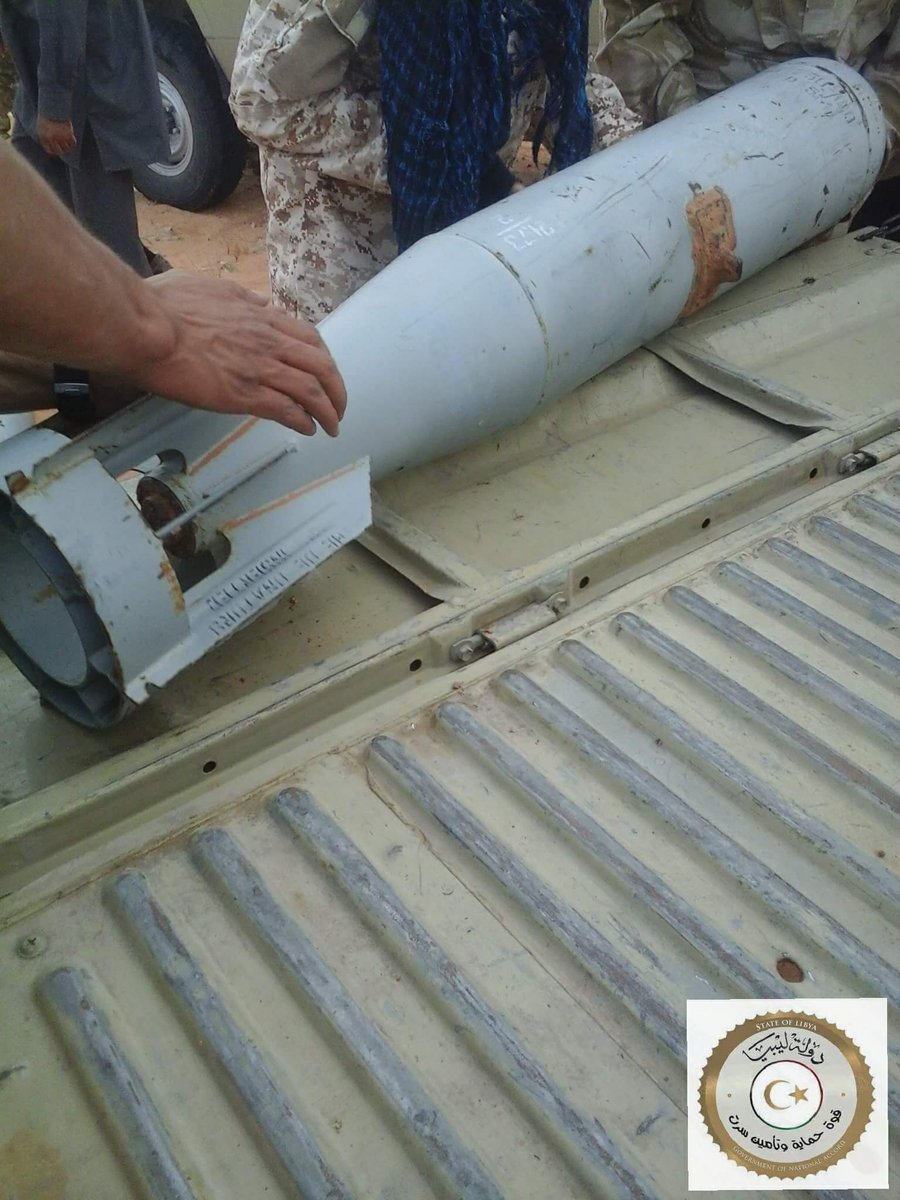centre_ly's tweet photo. #قوات_تأمين_سرت تقوم بدوريات روتينية لملاحقة فلول داعش الهاربة  وتأمين وتمشيط الأودية جنوب #سرت وقد عثرت على عدد 14 صاروخ في معسكر كان يستخدمه #داعش لتجهيز المفخخات
#انتصر_البنيان #سرت_عادت #ليبيا https://t.co/jLmbonolQh