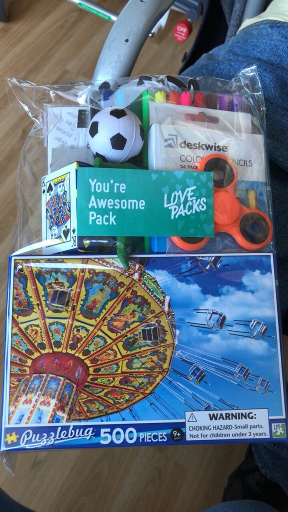 jkindy61's tweet photo. @AliLeonardMC check this out Ryan has just been the recipient of this at Greenlane hospital. https://t.co/dvtZHURf9A. what a wonderful idea. https://t.co/OBwy1jUoQq