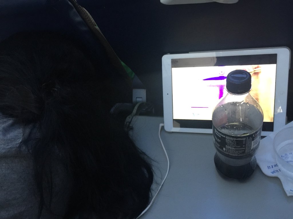 Rhinehartmeliss's tweet photo. Flying @southwest today and stranger’s hair is all over my tray! Eeekk #stayinyourarea https://t.co/7KblBtVnhu