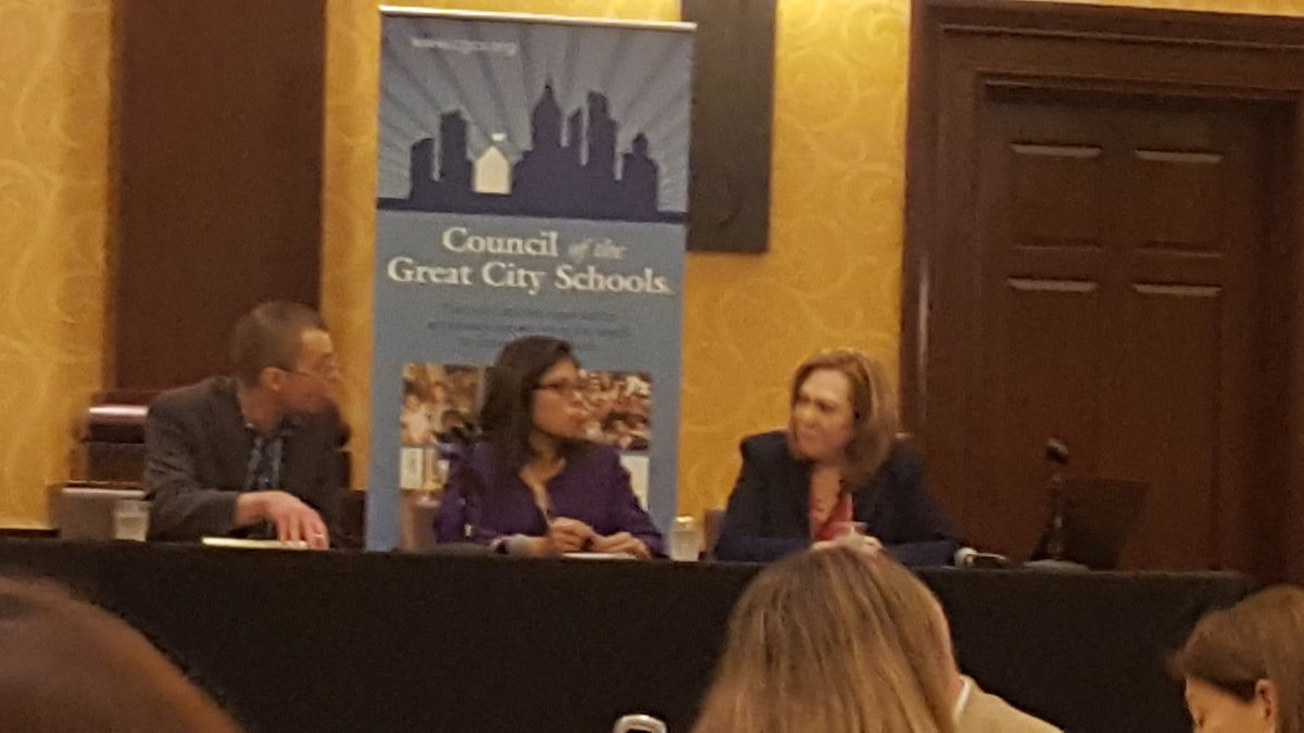 EquisVasquez's tweet photo. Mrs. Rojas is about to participate on the panel discussion about Long-Term ELLs: Urgency for Today and  Prevention for Tomorrow. @FWISDMLWorld @khechara @FWISD_DLE https://t.co/5fW7mkkm1B