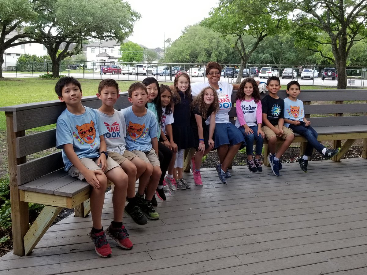 liboubre's tweet image. Kolter Name that Book celebration #hisdlibrariesNOW 
#kolter