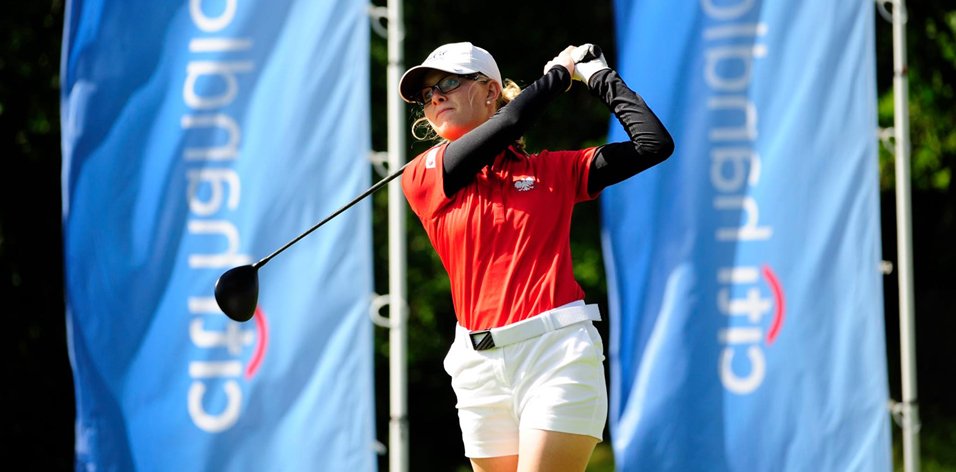 Reprezentanci Toya G&amp;CC, Jan Szmidt i Nicole Polivchak, uzyskali najniższe wyniki w klasyfikacji generalnej stroke play brutto podczas pierwszej rundy Citi Handlowy XII Mistrzostw Polski Match Play. Gospodarzem turnieju jest Gradi Golf Club. Więcej na pzgolf.pl