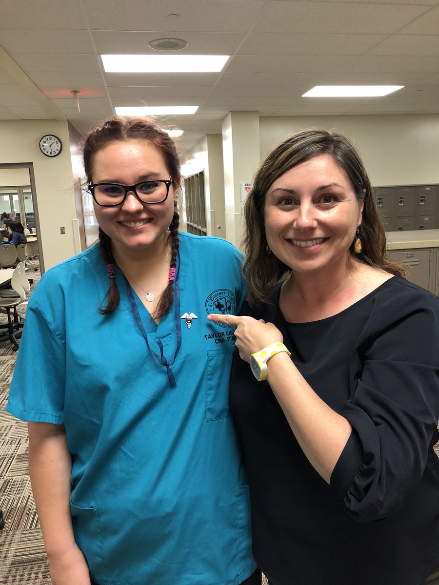 Mccabeteaches's tweet photo. She got pinned!! So proud of you, Taylor!! #CNA https://t.co/UZ57N5rTIC