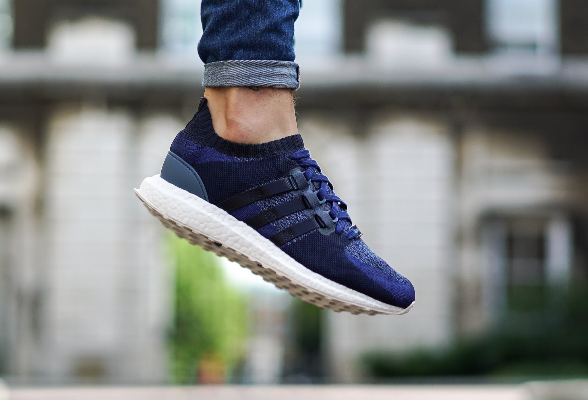 Sneaker Deals GB on Twitter: "Take a HUGE 60% OFF the Exclusive