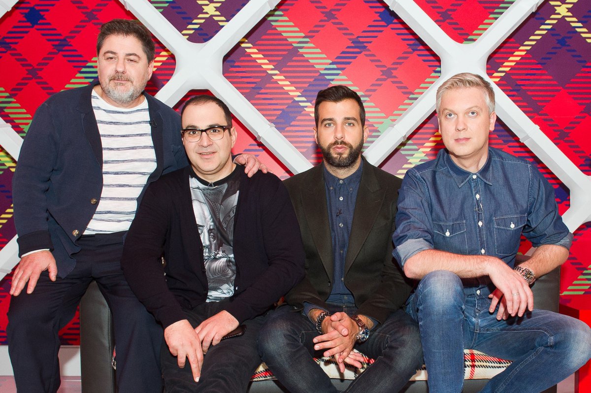 17 мая 2008 года в эфир вышел первый выпуск вашего любимого шоу! Поздравляем великолепную четвёрку #Прожекторперисхилтон, всех нас и всех вас с десятилетием! 

Вспомнить всё можно по ссылке 1tv.ru/projector