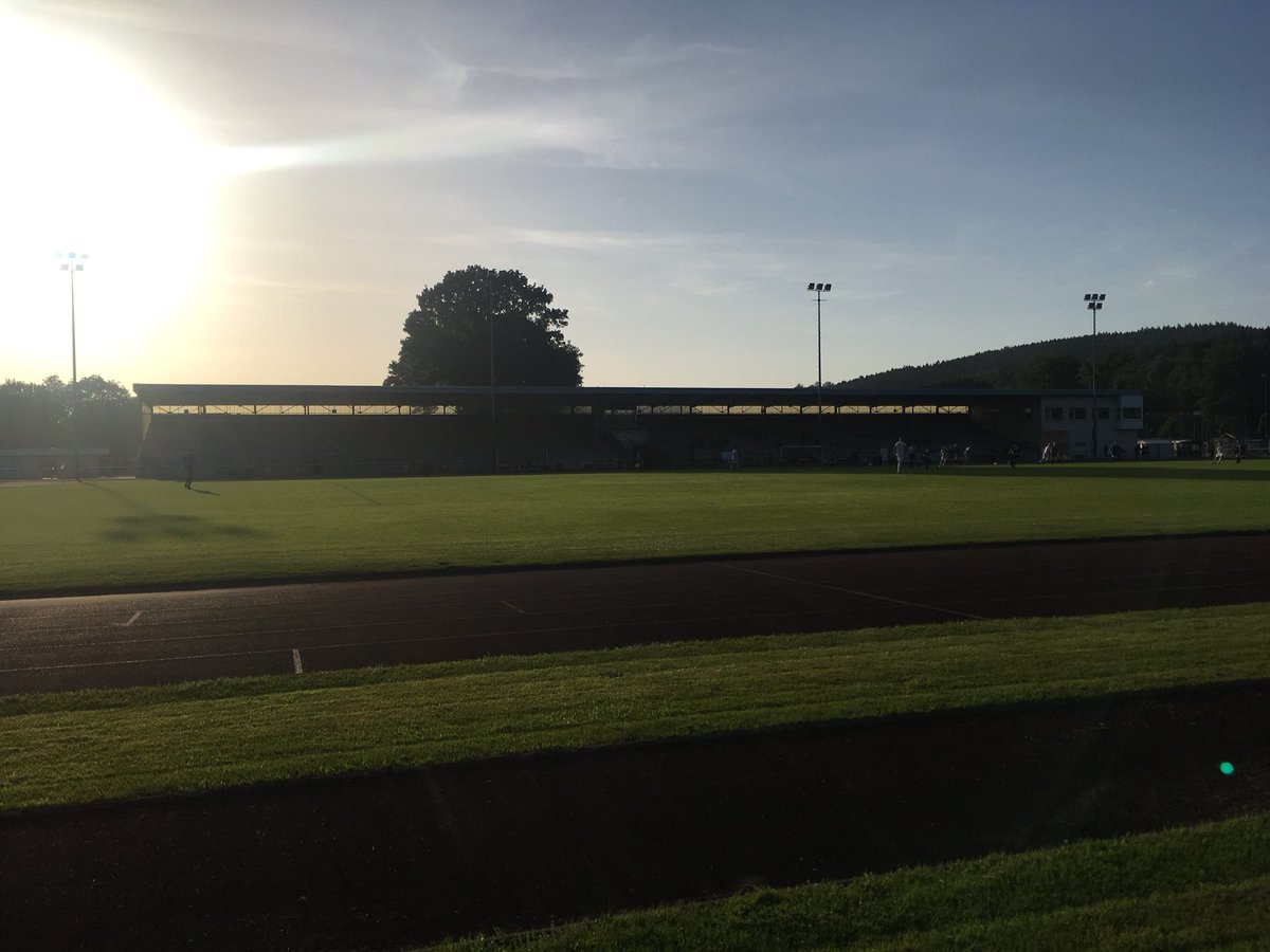 Im Wesentlichen eine Klage einbringen Lektion o ton charts stadion