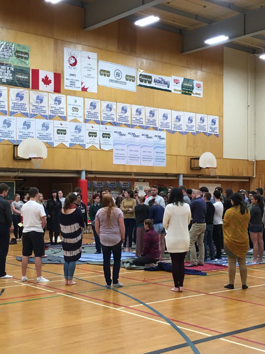 UNBFFacultyofEd's tweet photo. Important afternoon doing a blanket exercise with our B.Ed. ‘18 pre-service teachers @MargaretKress https://t.co/LdsRwCnaXs